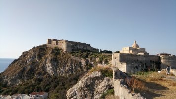 Tra le Isole Eolie, Cefalù e Taormina